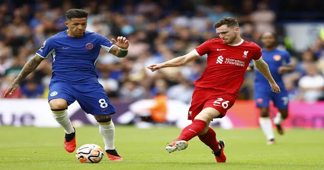 Liverpool domina Chelsea e mantém liderança com desempenho quase impecável na Premier League.